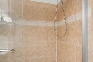 18715 Walkers Choice Rd, Montgomery Village, MD 20886 - Photo 19