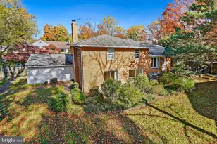 6220 Robinwood Rd, Bethesda, MD 20817 - Photo 37