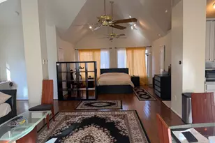 9049 Holly Leaf Ln, Bethesda, MD 20817 - Photo 15