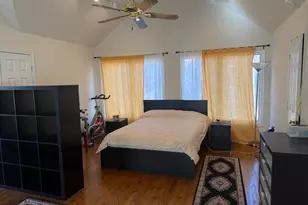 9049 Holly Leaf Ln, Bethesda, MD 20817 - Photo 13