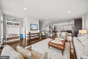 19237 Abbey Manor Dr, Brookeville, MD 20833 - Photo 3