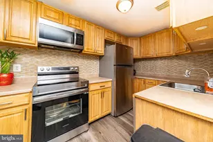 9804 Brookridge Ct, Montgomery Village, MD 20886 - Photo 9