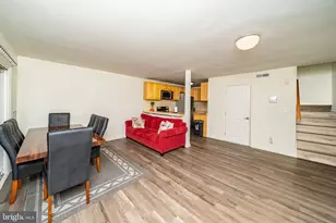 9804 Brookridge Ct, Montgomery Village, MD 20886 - Photo 3