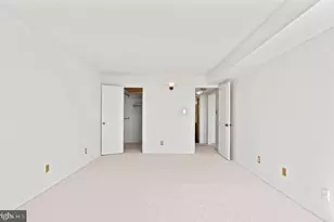 118 Monroe St, Rockville, MD 20850 - Photo 31