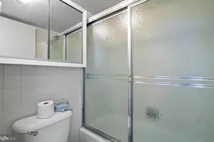 118 Monroe St, Rockville, MD 20850 - Photo 23