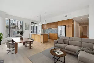 10511 Strathmore Hall St, North Bethesda, MD 20852 - Photo 3