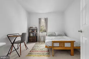 24 Kinsman View Cir, Silver Spring, MD 20901 - Photo 17