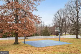 21612 Ripplemead Dr, Gaithersburg, MD 20882 - Photo 37