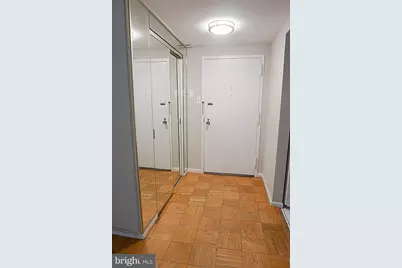 4 Monroe Street #4-809, Rockville, MD 20850 - Photo 5