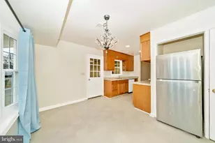 19540 Scenery Dr, Germantown, MD 20876 - Photo 9