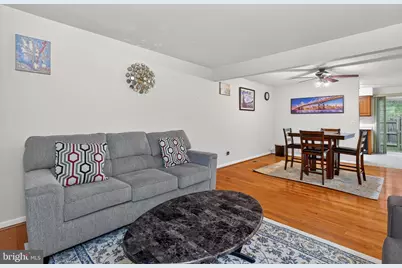 25725 Valley Park Terrace, Damascus, MD 20872 - Photo 9