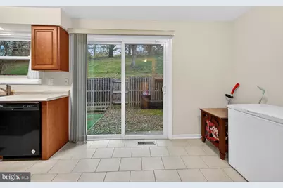 25725 Valley Park Terrace, Damascus, MD 20872 - Photo 19