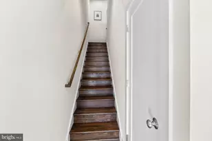 16313 Decker Pl, Rockville, MD 20855 - Photo 5