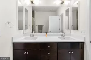 16313 Decker Pl, Rockville, MD 20855 - Photo 27