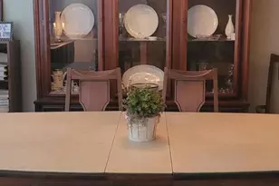 10201 Grosvenor Pl, Rockville, MD 20852 - Photo 7