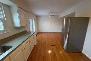 19442 Sandy Lake Dr, Gaithersburg, MD 20879 - Photo 3