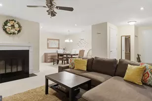 13201 Chalet Pl, Germantown, MD 20874 - Photo 3