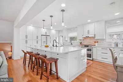 6001 Marquette Terrace, Bethesda, MD 20817 - Photo 9