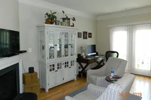 1118 Reserve Champion Dr, Rockville, MD 20850 - Photo 3