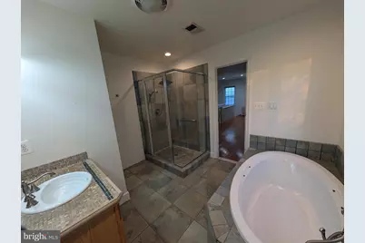 4822 Chevy Chase Boulevard, Chevy Chase, MD 20815 - Photo 27