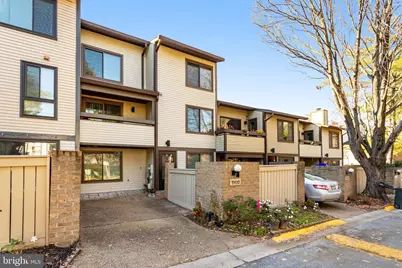 9410 Walburg Way, Gaithersburg, MD 20886 - Photo 3