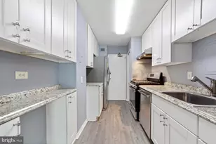 1900 Lyttonsville Rd, Silver Spring, MD 20910 - Photo 3