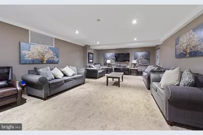1900 Lyttonsville Road #111, Silver Spring, MD 20910 - Photo 19