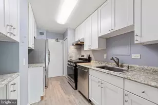 1900 Lyttonsville Rd, Silver Spring, MD 20910 - Photo 11