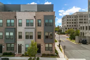 863 King Farm Blvd, Rockville, MD 20850 - Photo 3