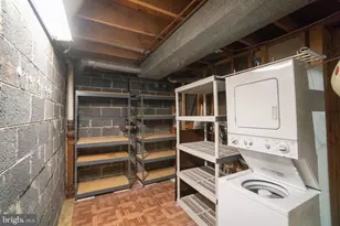 6440 Windermere Cir, Rockville, MD 20852 - Photo 53