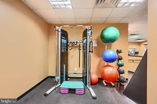 1220 Blair Mill Rd, Silver Spring, MD 20910 - Photo 19