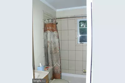 10409 Gary Road #FRONT MAIN LEVEL, Potomac, MD 20854 - Photo 11