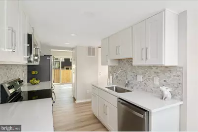 18473 Stone Hollow Drive, Germantown, MD 20874 - Photo 11