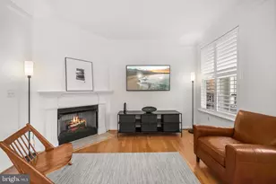 8 Granite Pl, Gaithersburg, MD 20878 - Photo 5