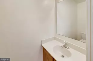 18 Indian Hills Ct, Rockville, MD 20855 - Photo 19