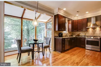 9936 Foxborough Circle, Rockville, MD 20850 - Photo 7