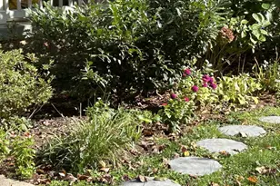 12255 Tildenwood Dr, Rockville, MD 20852 - Photo 3