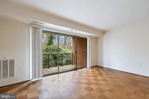 876 College Pkwy, Rockville, MD 20850 - Photo 29