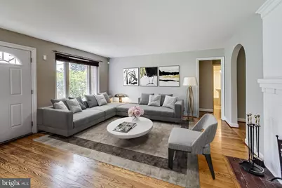 8617 Lynbrook Drive, Bethesda, MD 20814 - Photo 5