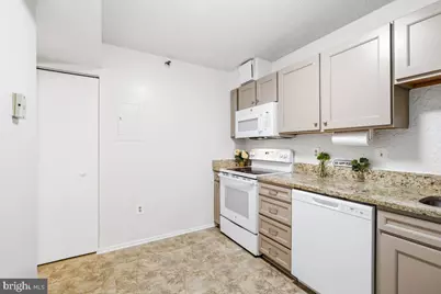 15107 Interlachen Drive #2-215, Silver Spring, MD 20906 - Photo 27