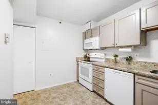 15107 Interlachen Dr, Silver Spring, MD 20906 - Photo 27