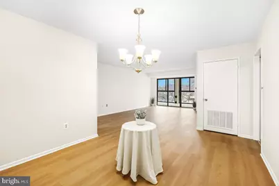 15107 Interlachen Drive #2-215, Silver Spring, MD 20906 - Photo 9