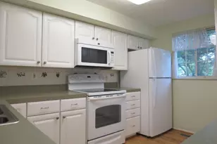 7727 Eagles Head Ct, Rockville, MD 20855 - Photo 9