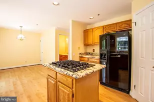 10134 Sterling Terrace, Rockville, MD 20850 - Photo 25