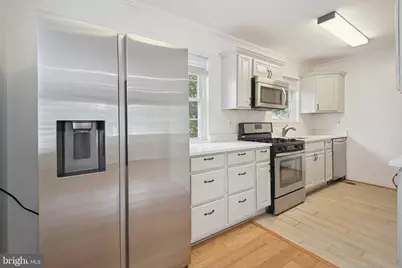 5817 Greentree Road, Bethesda, MD 20817 - Photo 7