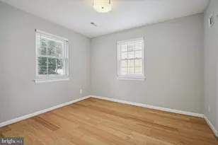 5817 Greentree Rd, Bethesda, MD 20817 - Photo 9