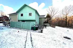 34 Federal Ct, Gaithersburg, MD 20877 - Photo 3