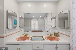 8217 Buckspark Ln W, Potomac, MD 20854 - Photo 15