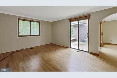 19621 Sparr Spring Road, Montgomery Village, MD 20886 - Photo 17