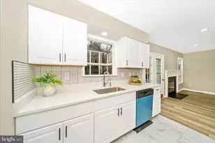 8648 Fountain Valley Dr, Montgomery Village, MD 20886 - Photo 17